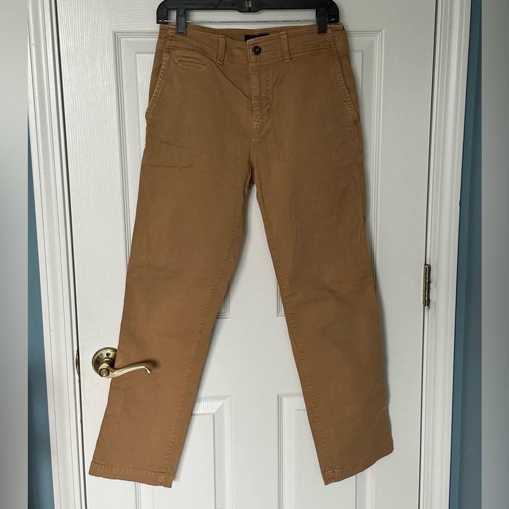 American Eagle Original Straight Khakis